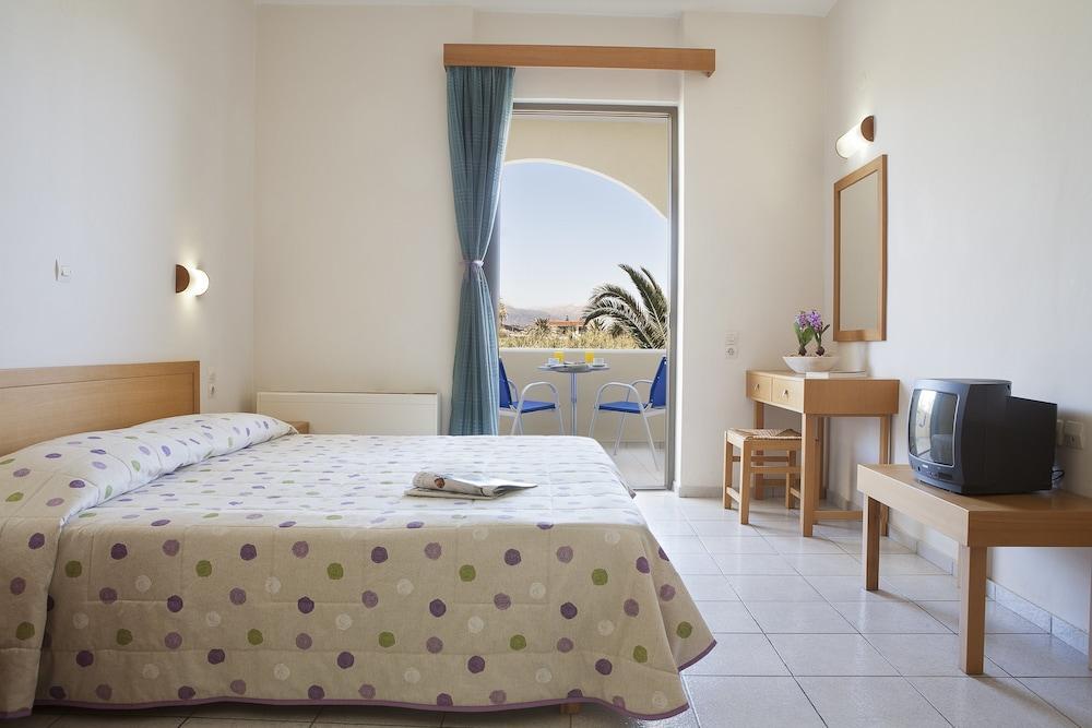 Marinos Beach Hotel Platanes  Luaran gambar
